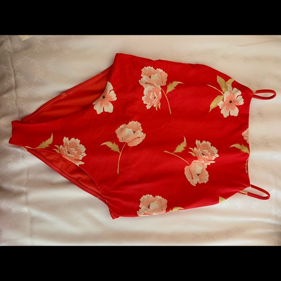 Cheeky billabong one piece - Picture 4 of 5